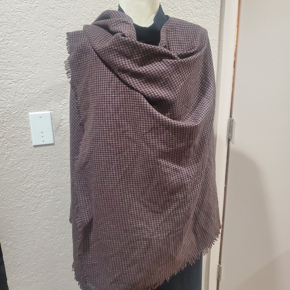 Vintage Kathleen for Sweet Herb Shawl - Picture 2 of 5